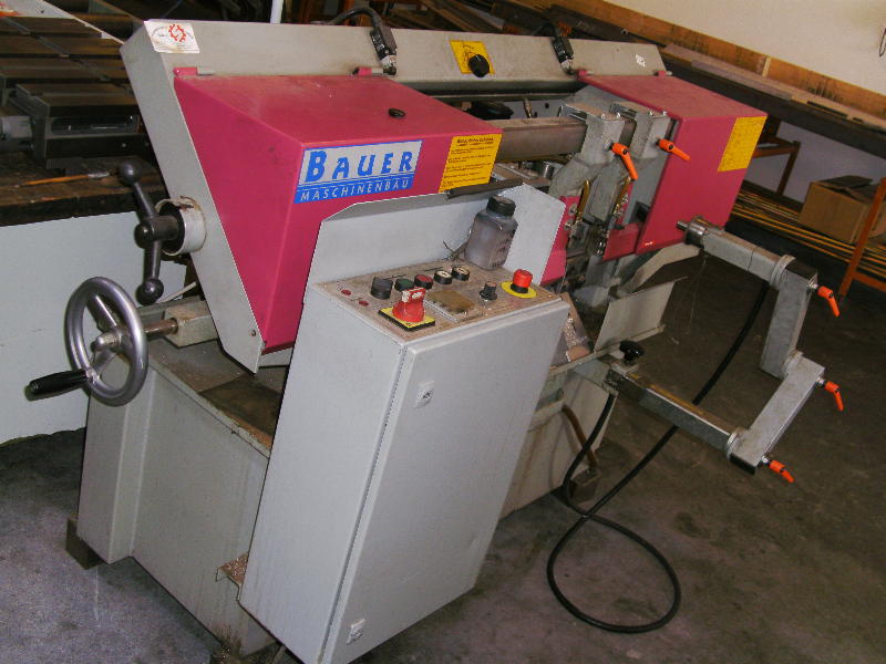 Bearbeitungszentrum Mikron VCE 750